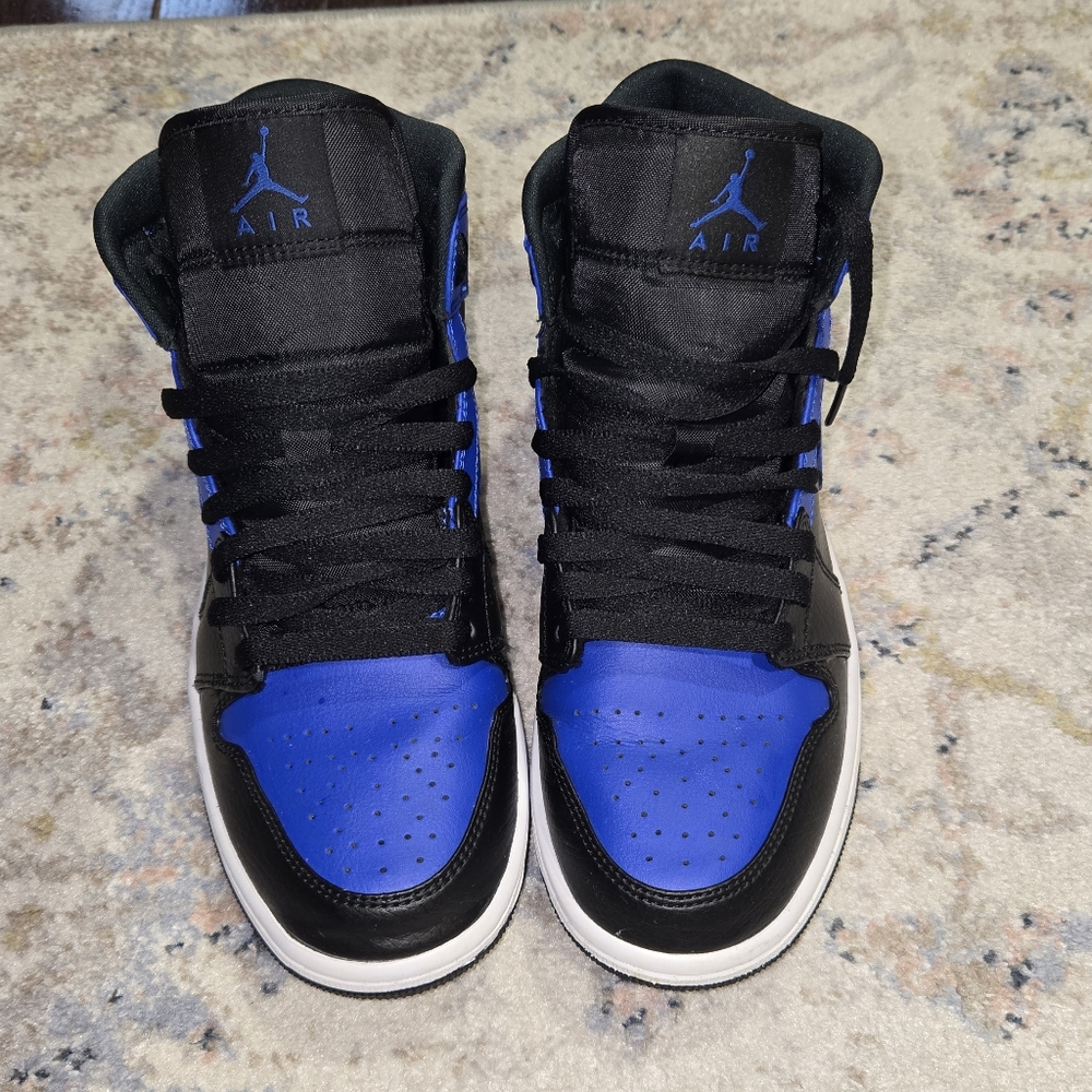 Air Jordan 1 Mid Hyper Royal 2021